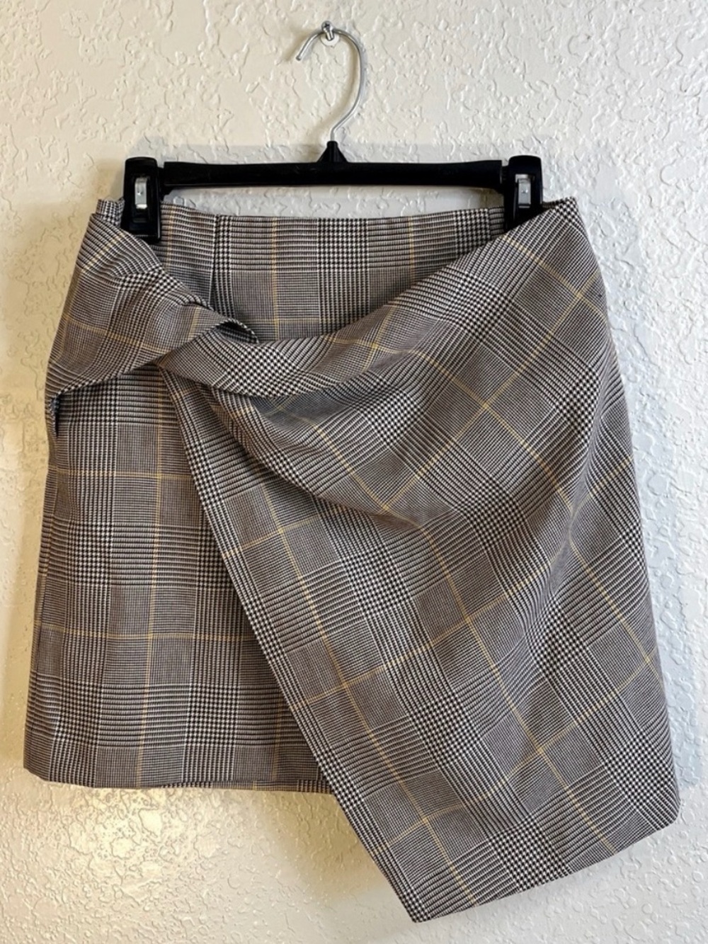 Babaton Plaid Mini Skirt in Gray with Tan Windowpane